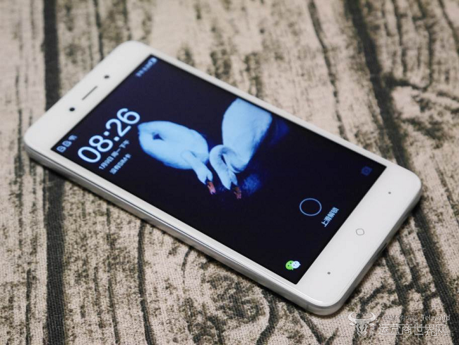 中国移动A4手机 中国移动A4手机