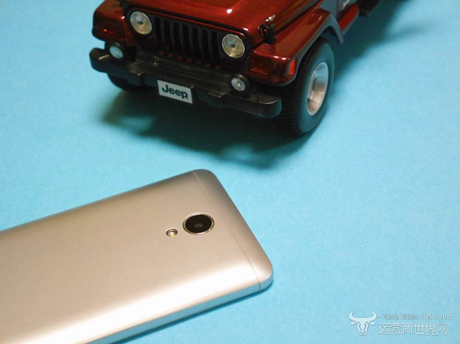 中国移动A4手机 中国移动A4手机